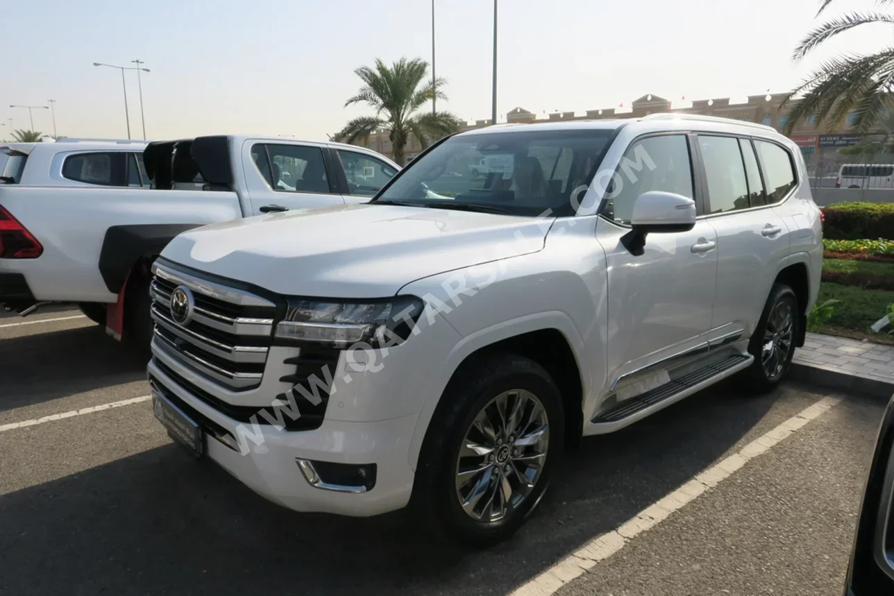 Toyota  Land Cruiser  GXR Twin Turbo  2026  Automatic  0 Km  6 Cylinder  Four Wheel Drive (4WD)  SUV  White  With Warranty