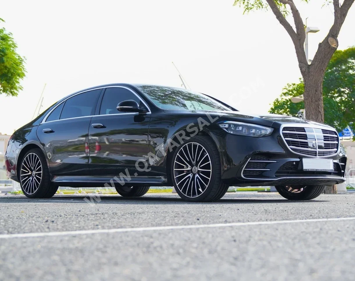 مرسيدس - بنز  اس - كلاس  450  2021  اوتوماتيك  26,000 كم  6 سلندر  دفع خلفي  سيدان  أسود
