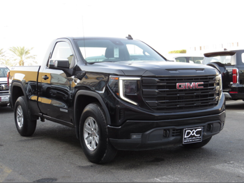 جي ام سي  سييرا  اليفيشن  2022  اوتوماتيك  108,000 كم  8 سلندر  دفع رباعي  بيكب  أسود
