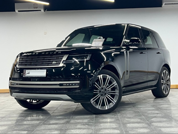Land Rover  Range Rover  Vogue  2024  Automatic  19,000 Km  6 Cylinder  Four Wheel Drive (4WD)  SUV  Black  With Warranty