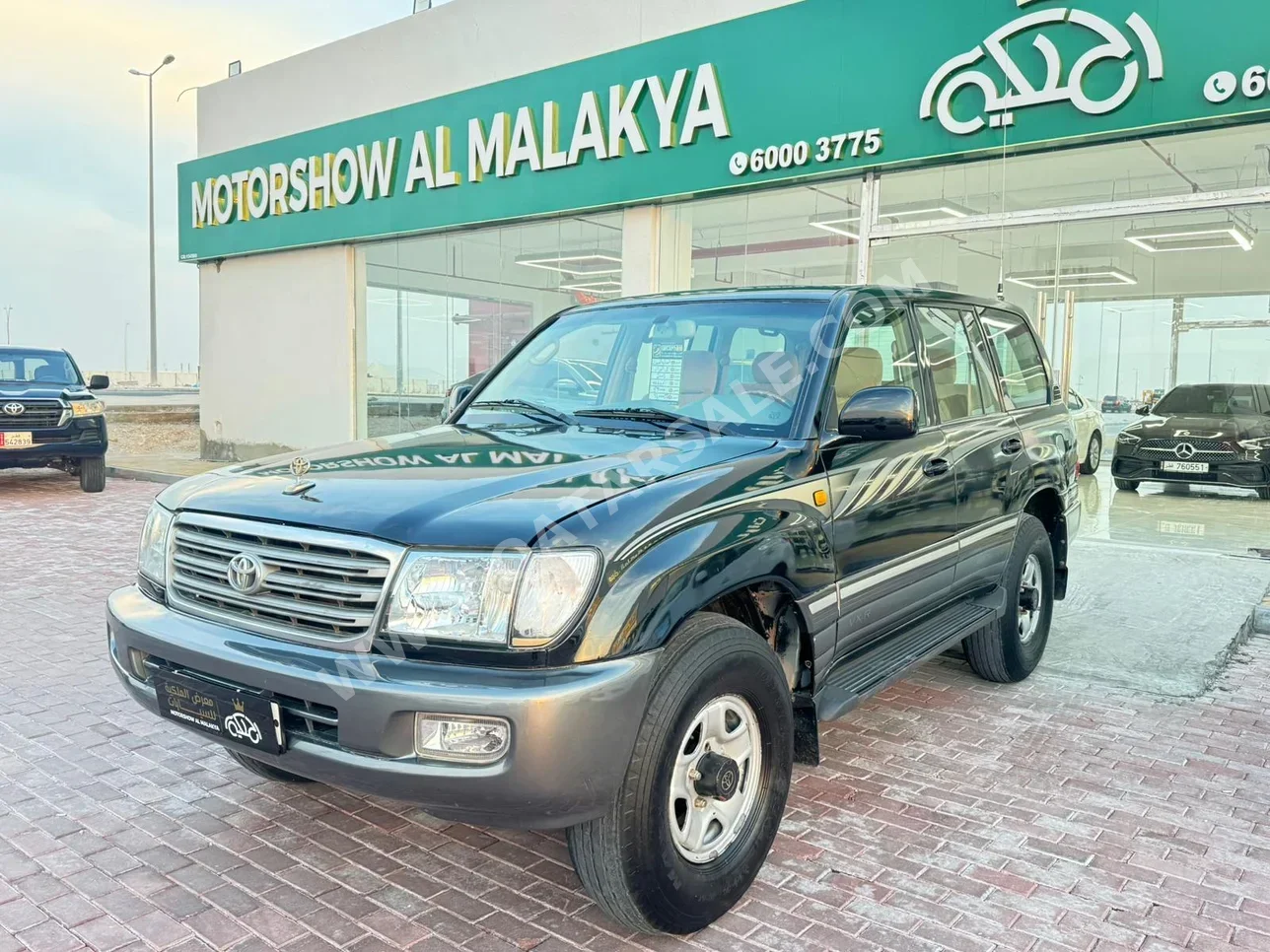 تويوتا  لاند كروزر  في اكس ار  2003  اوتوماتيك  599,000 كم  8 سلندر  دفع رباعي  اس يو في  أسود  تحت الضمان