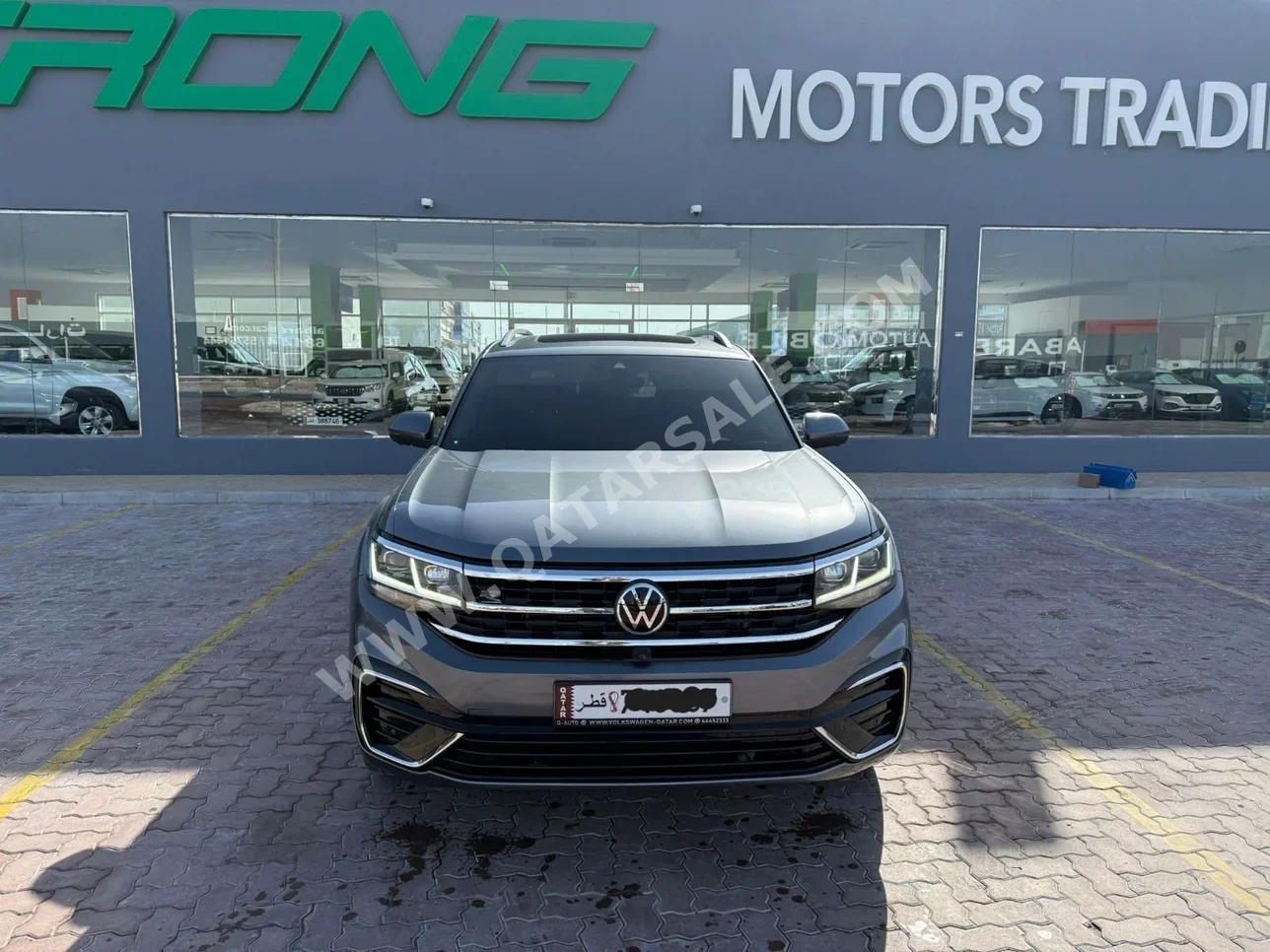 Volkswagen  Teramont  R Line  2022  Automatic  34,000 Km  6 Cylinder  Four Wheel Drive (4WD)  SUV  Gray  With Warranty
