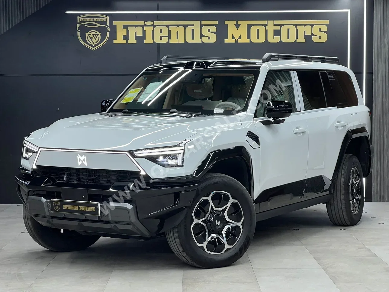 ام هيرو  ام 817  2025  اوتوماتيك  0 كم  4 سلندر  دفع كلي مستمر  اس يو في  أبيض