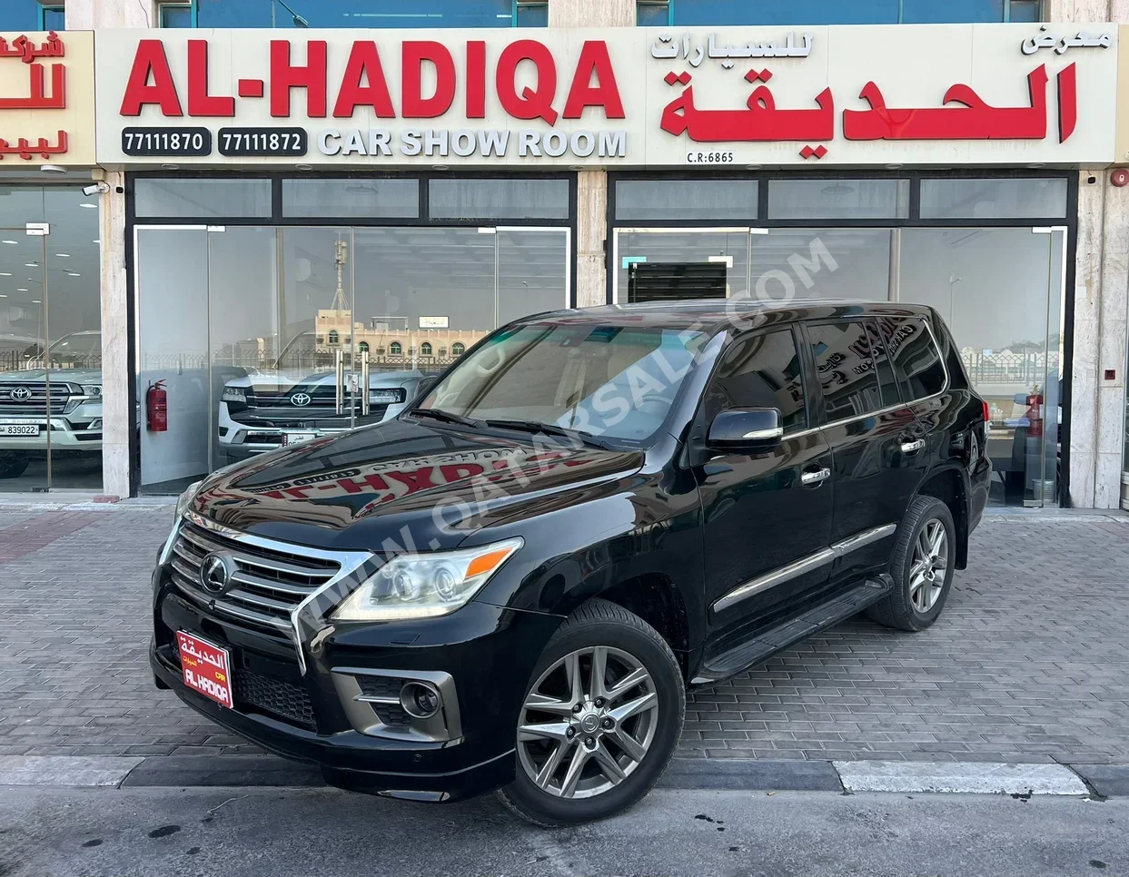Lexus  LX  570  2012  Automatic  528,000 Km  8 Cylinder  Four Wheel Drive (4WD)  SUV  Black