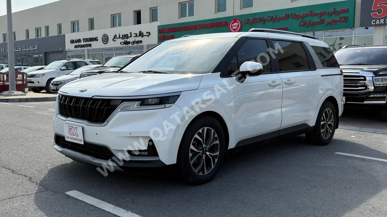 Kia  Carnival  2021  Automatic  299,000 Km  6 Cylinder  Front Wheel Drive (FWD)  Van / Bus  White