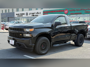 Chevrolet  Silverado  2021  Automatic  77,000 Km  8 Cylinder  Four Wheel Drive (4WD)  Pick Up  Black
