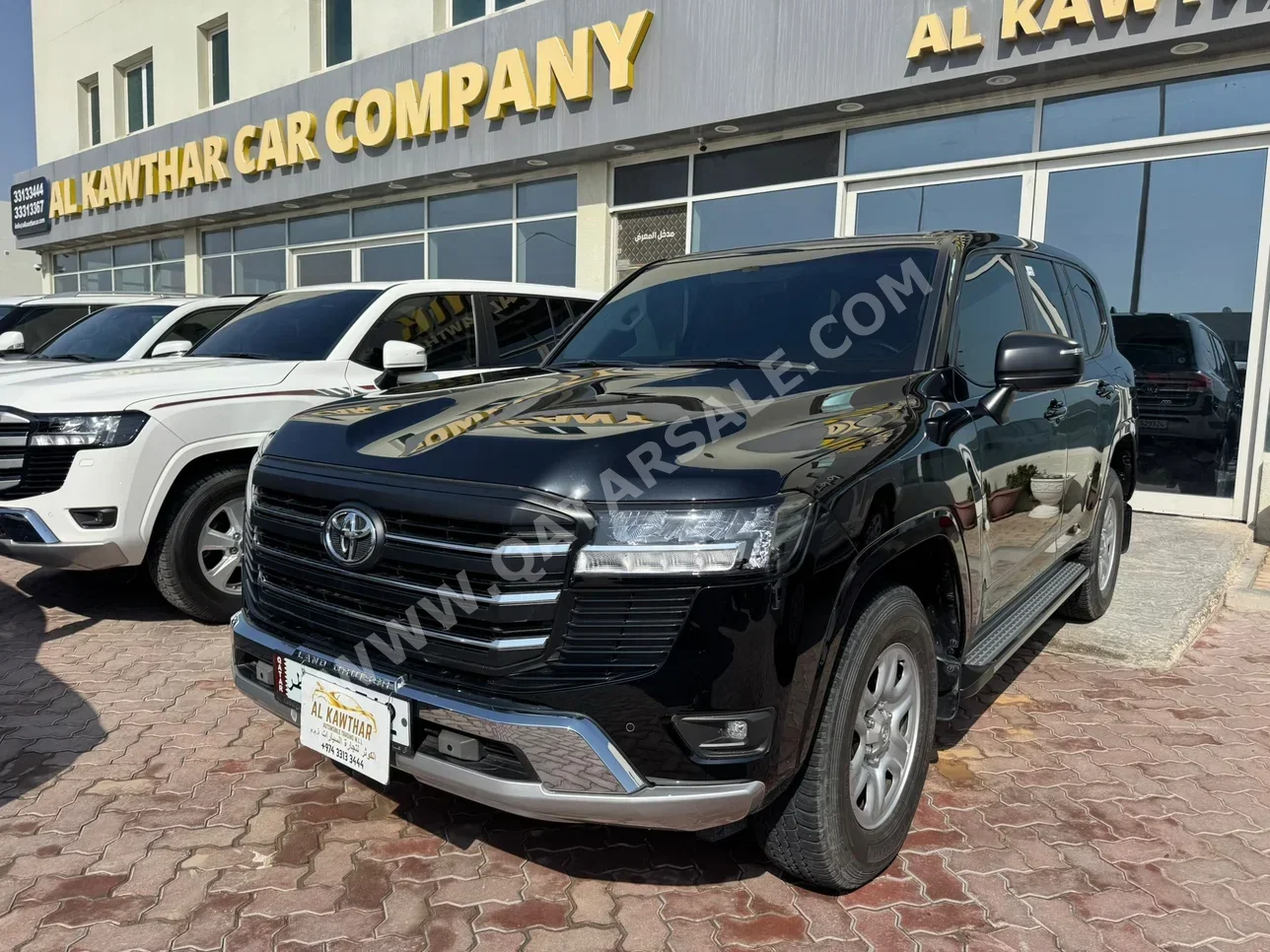 Toyota  Land Cruiser  GX  2025  Automatic  17,000 Km  6 Cylinder  Four Wheel Drive (4WD)  SUV  Black  With Warranty