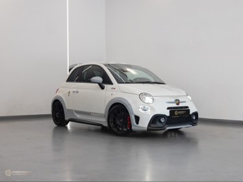 Fiat  695  Abarth  2020  Automatic  54,000 Km  4 Cylinder  Front Wheel Drive (FWD)  Hatchback  White