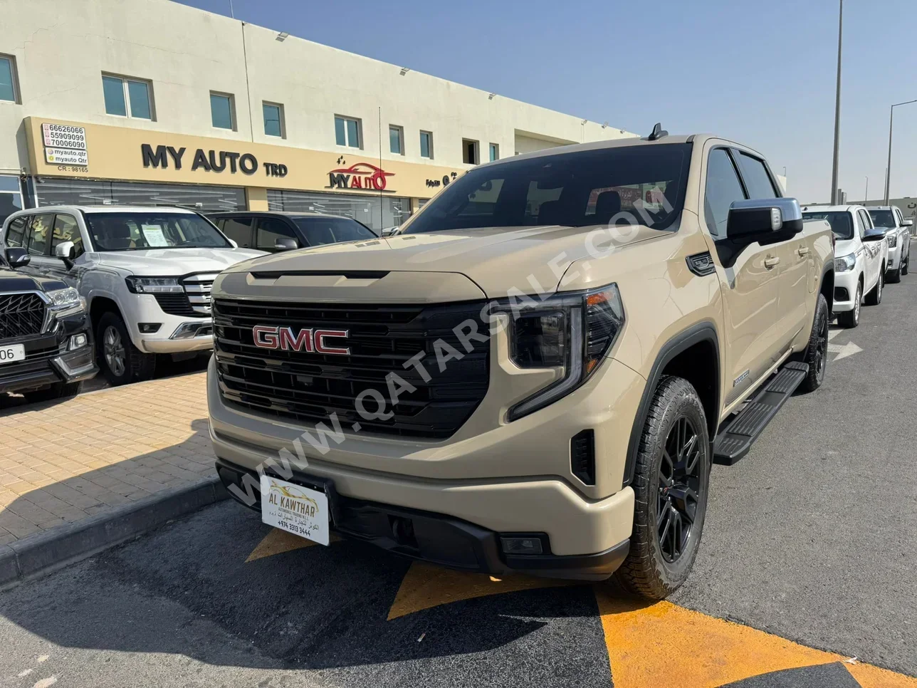 GMC  Sierra  Elevation  2022  Automatic  24,000 Km  8 Cylinder  Four Wheel Drive (4WD)  Pick Up  Beige