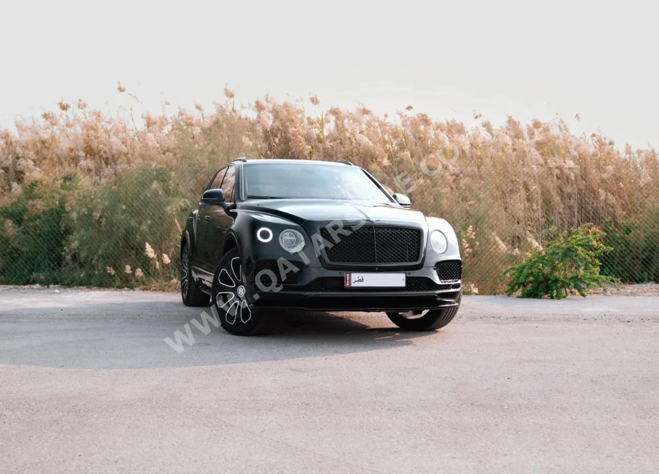 Bentley  Bentayga  2017  Automatic  82,000 Km  12 Cylinder  Four Wheel Drive (4WD)  SUV  Black