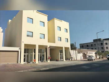 محلات تجارية - غير مفروشة  - الدوحة  للايجار