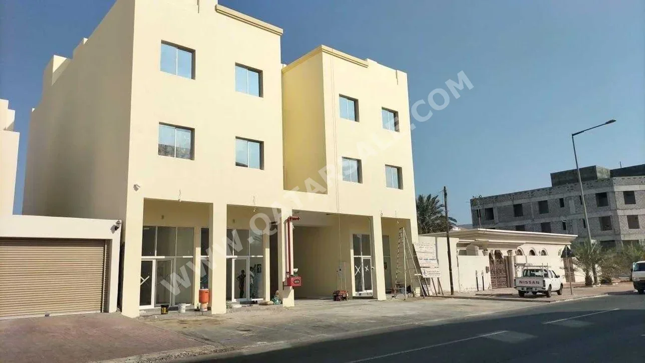 محلات تجارية - غير مفروشة  - الدوحة  للايجار