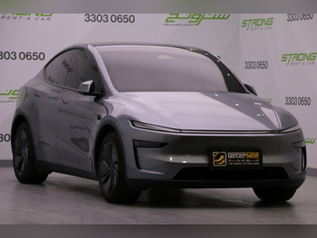 Tesla  Model Y  Long Range  2025  Automatic  14,000 Km  0 Cylinder  All Wheel Drive (AWD)  SUV  Silver  With Warranty