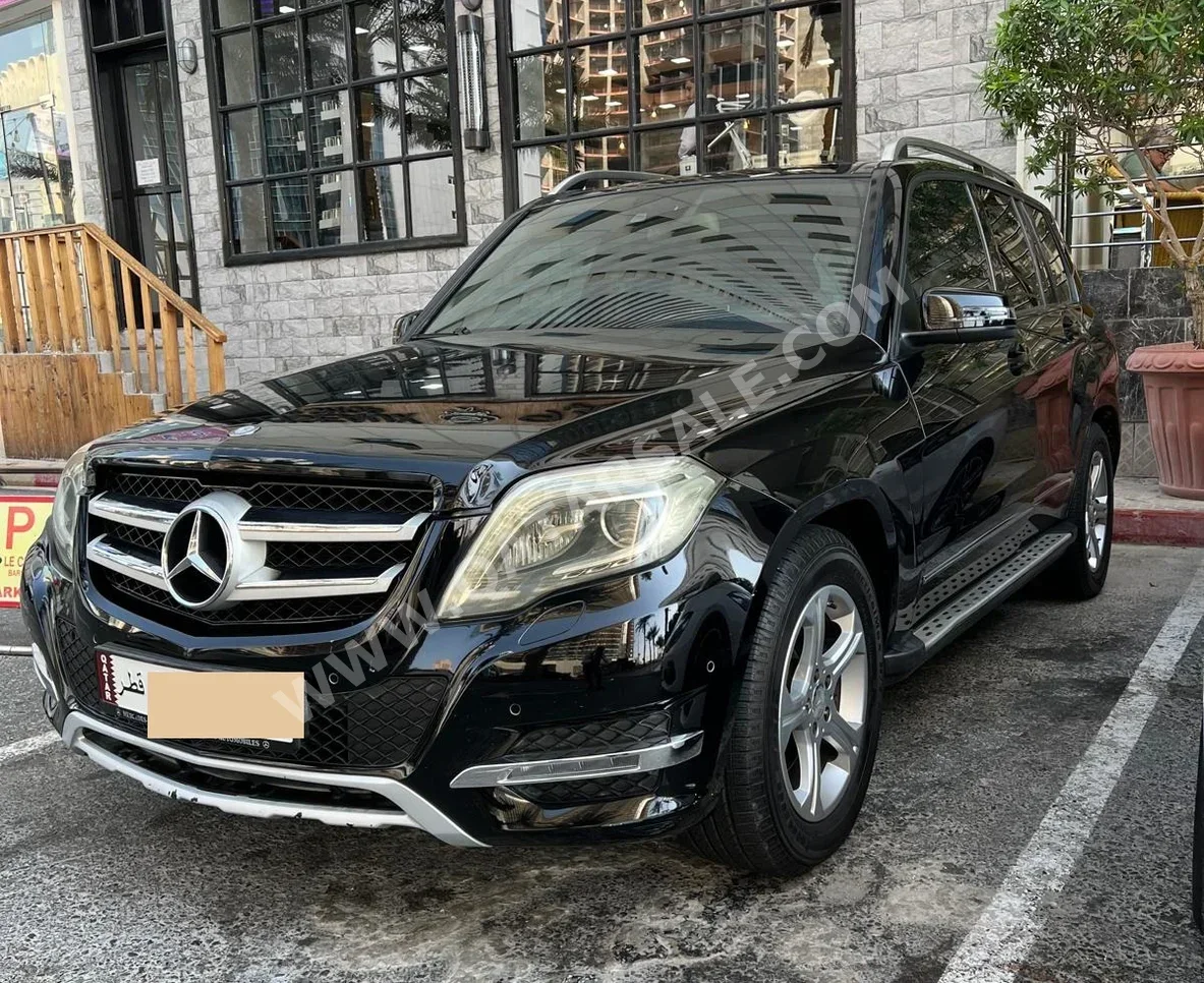 Mercedes-Benz  GLK  350  2013  Automatic  281,000 Km  4 Cylinder  SUV  Black