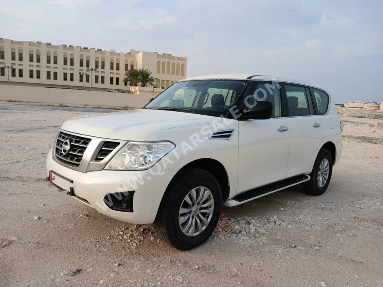 Nissan  Patrol  SE  2019  Automatic  34,000 Km  6 Cylinder  Four Wheel Drive (4WD)  SUV  White