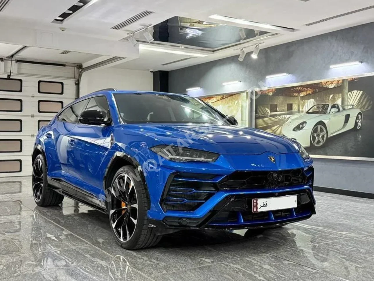لمبرجيني  اوروس  2019  اوتوماتيك  22,500 كم  8 سلندر  دفع رباعي  اس يو في  ازرق
