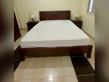 أطقم غرف نوم - بنى