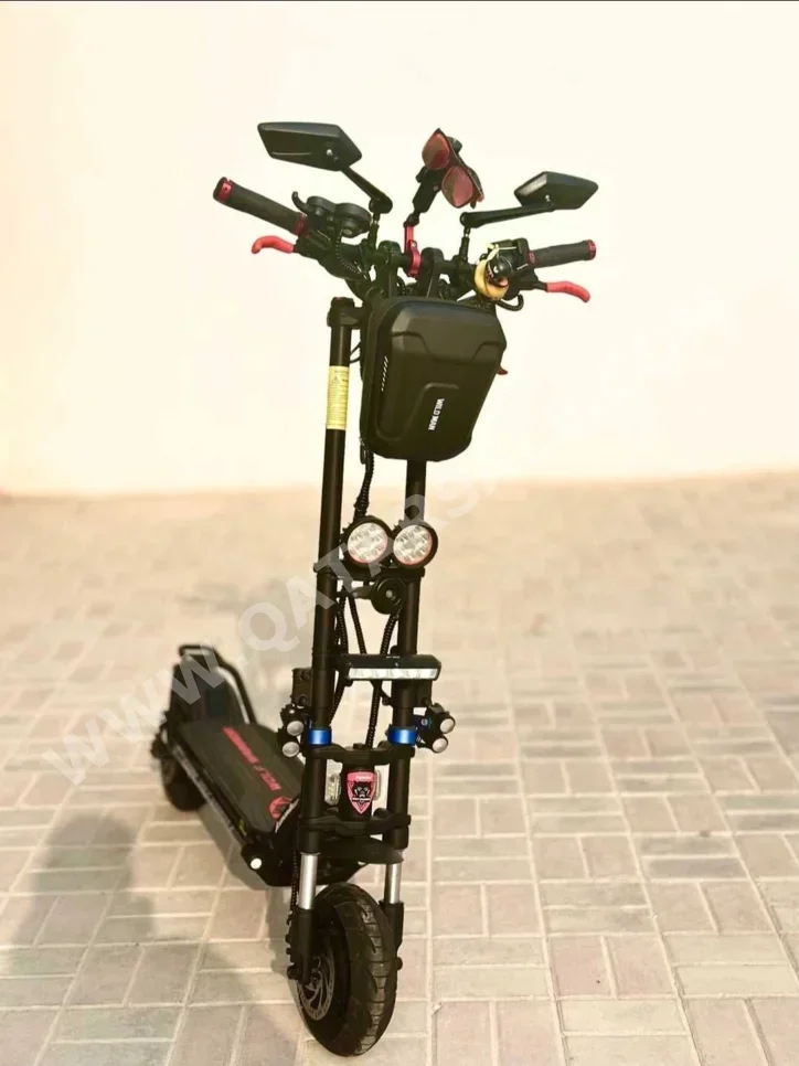 سكوترات - أسود  - قابل للطي