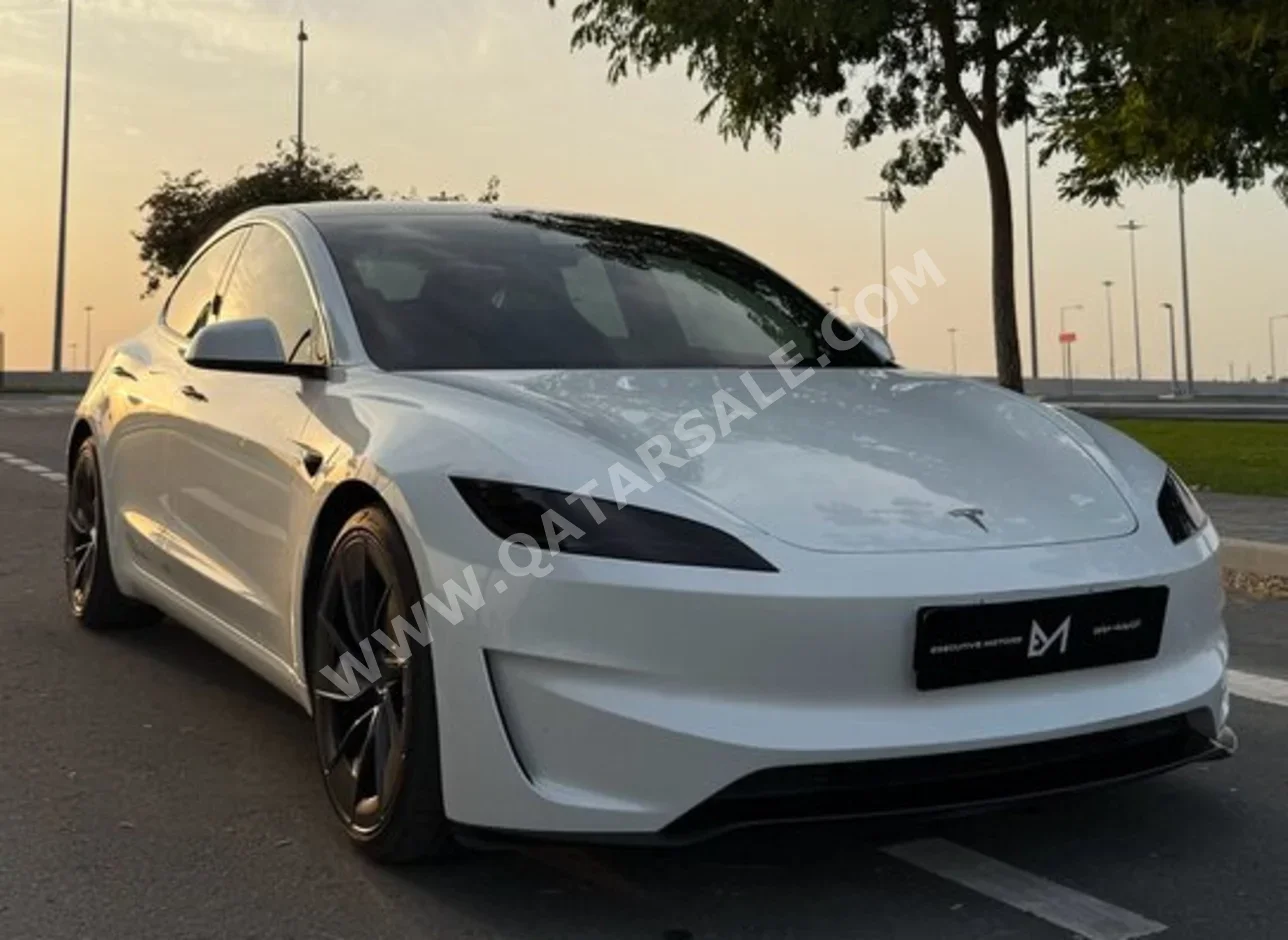Tesla  Model 3  Performance  2024  Automatic  23,600 Km  0 Cylinder  All Wheel Drive (AWD)  Sedan  White  With Warranty