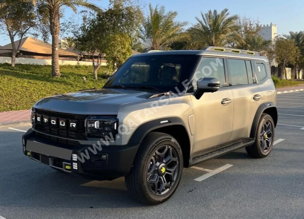 Jetour  T2  Luxury Plus  2025  Automatic  17,000 Km  4 Cylinder  Four Wheel Drive (4WD)  SUV  Gray  With Warranty