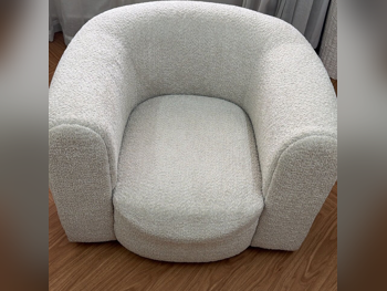 الأرائك والكنب والكراسي كرسي  - أبيض