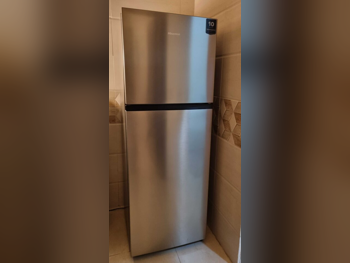 هاي سينس  ثلاجة تقليدية  - بلاتين