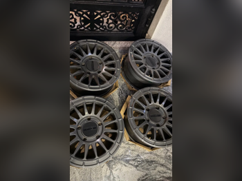 رنقات العجلات ميثود \  17 بوصة  رمادي  مع التسليم