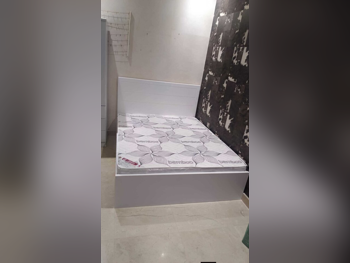 Beds - Lifestyle  - Queen  - White  - Mattress Included