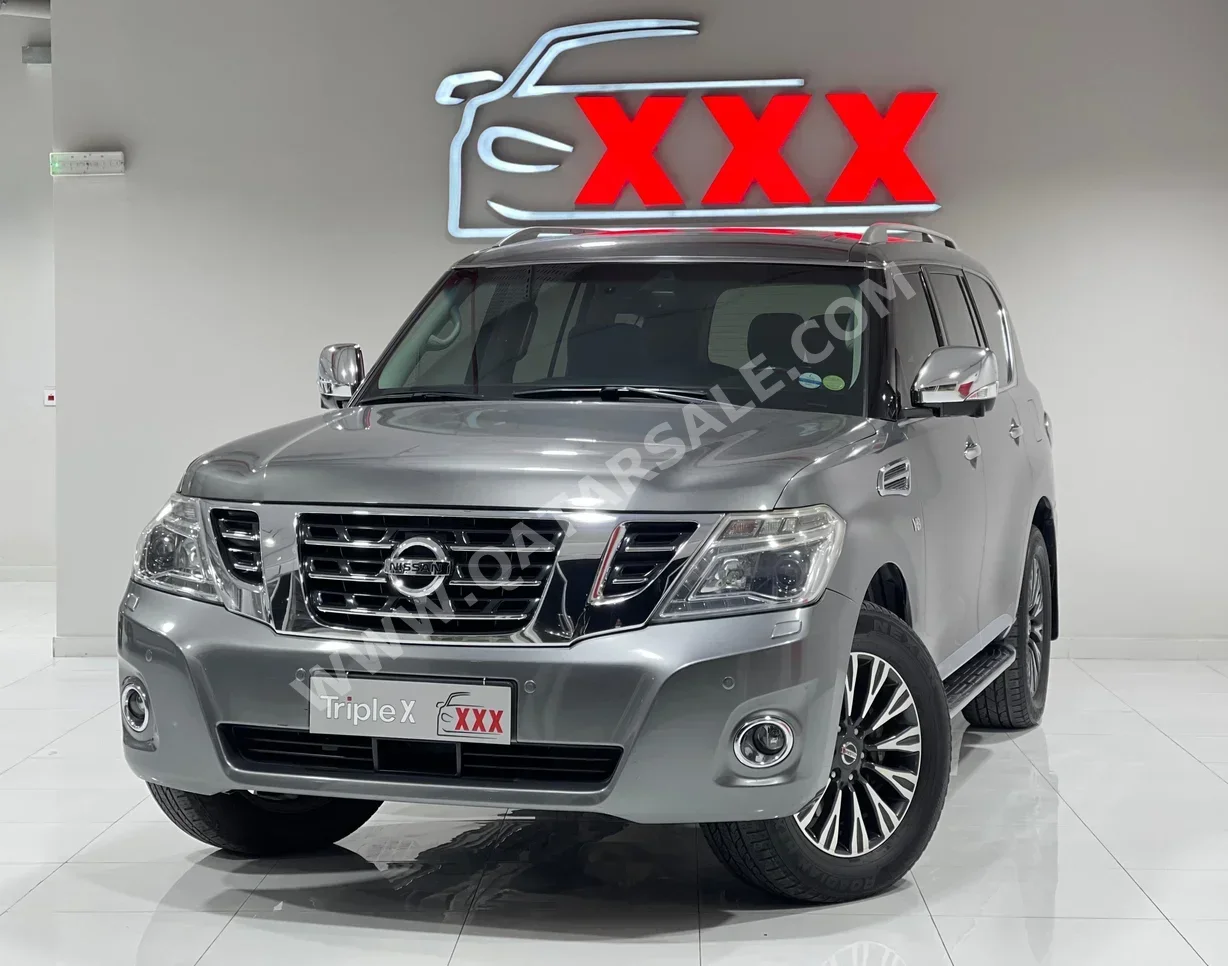 نيسان  باترول  بلاتنيوم  2015  اوتوماتيك  208,000 كم  8 سلندر  دفع رباعي  اس يو في  رمادي