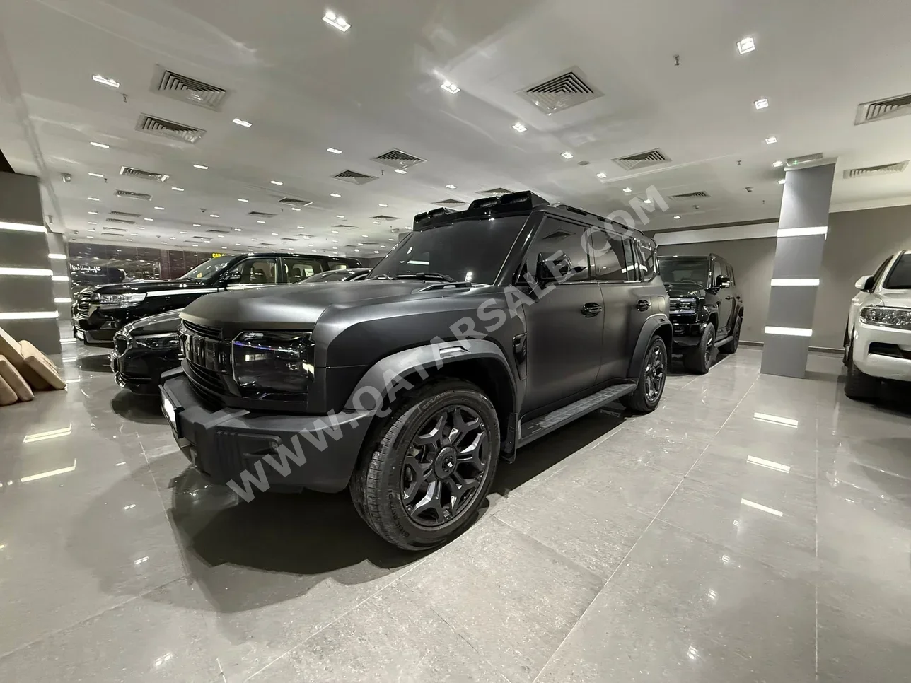 Jetour  T2  Luxury  2025  Automatic  36,000 Km  4 Cylinder  Four Wheel Drive (4WD)  SUV  Black  With Warranty