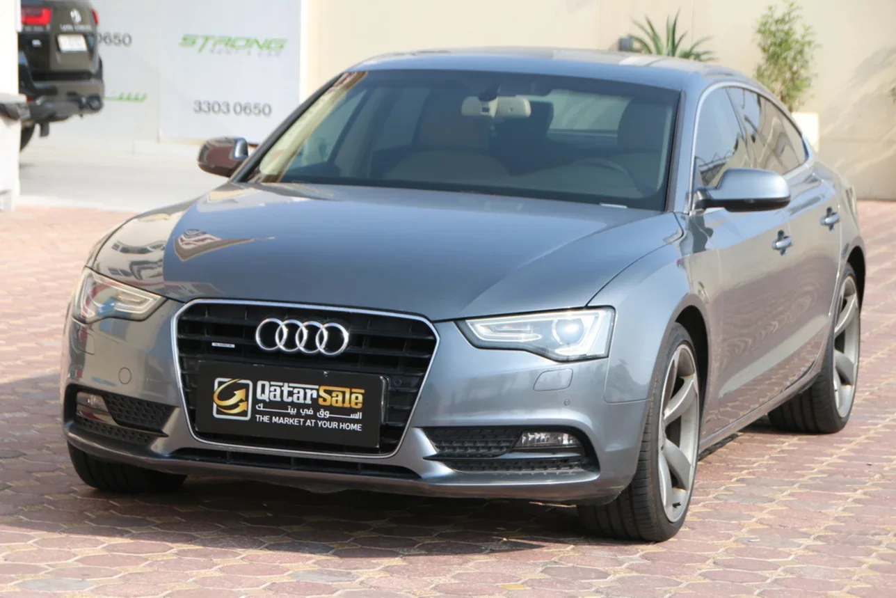 اودي  أي 5  50 تي اف اس اي  2015  اوتوماتيك  79,000 كم  6 سلندر  دفع رباعي  سيدان  رمادي