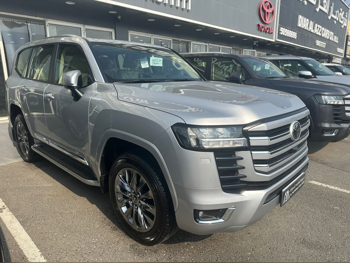 تويوتا  لاند كروزر  جي اكس ار توين توربو  2026  اوتوماتيك  0 كم  6 سلندر  دفع رباعي  اس يو في  فضي  تحت الضمان