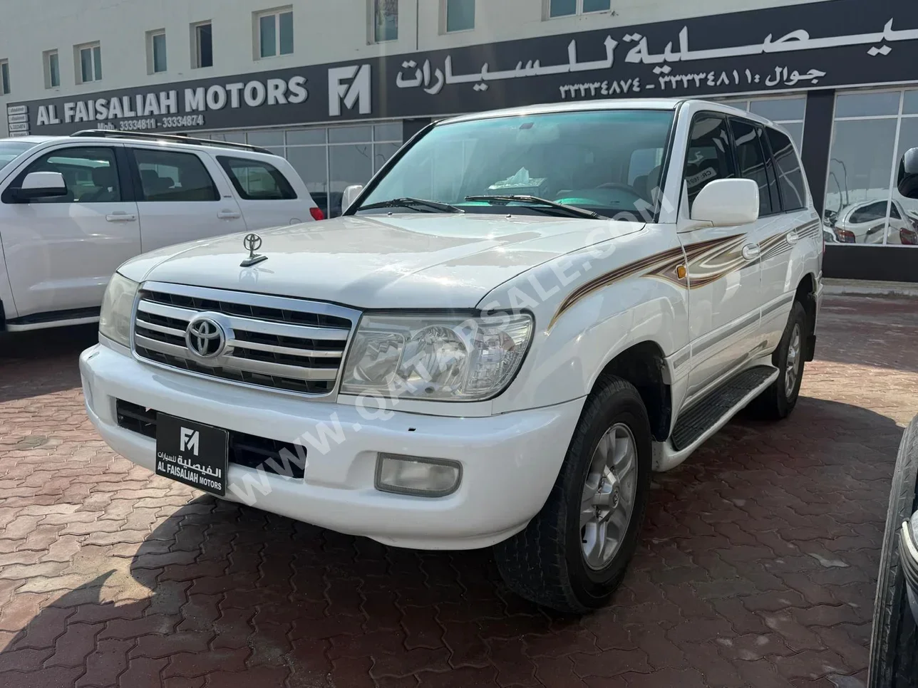 Toyota Land Cruiser GXR 2007 Automatic 470,000 Km 6 Cylinder Four Wheel Drive (4WD) SUV White