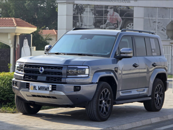 BYD  Denza  B5 Flag Ship  2026  Automatic  2,000 Km  4 Cylinder  Four Wheel Drive (4WD)  SUV  Gray  With Warranty