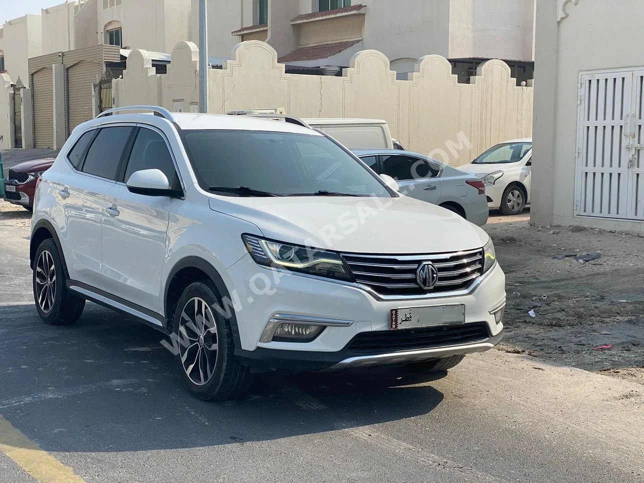 MG  RX5  2020  Automatic  170,000 Km  4 Cylinder  Four Wheel Drive (4WD)  SUV  White