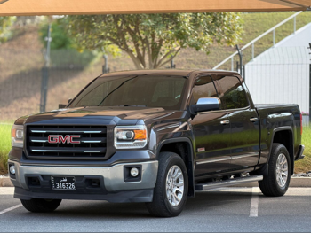 جي ام سي  سييرا  1500  2015  اوتوماتيك  216,000 كم  8 سلندر  دفع رباعي  بيكب  أسود