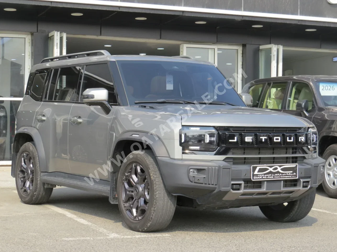 Jetour T2 2024 Automatic 55,000 Km 4 Cylinder Four Wheel Drive (4WD) SUV Gray With Warranty