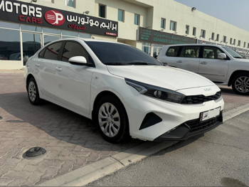 Kia  Cerato  2023  Automatic  77,000 Km  4 Cylinder  Front Wheel Drive (FWD)  Sedan  White  With Warranty