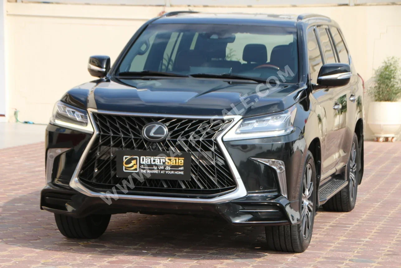 Lexus  LX  570 S  2018  Automatic  211,000 Km  8 Cylinder  Four Wheel Drive (4WD)  SUV  Black