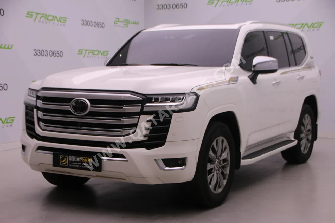 تويوتا  لاند كروزر  في اكس ار توين توربو  2022  اوتوماتيك  75,000 كم  6 سلندر  دفع رباعي  اس يو في  أبيض  تحت الضمان