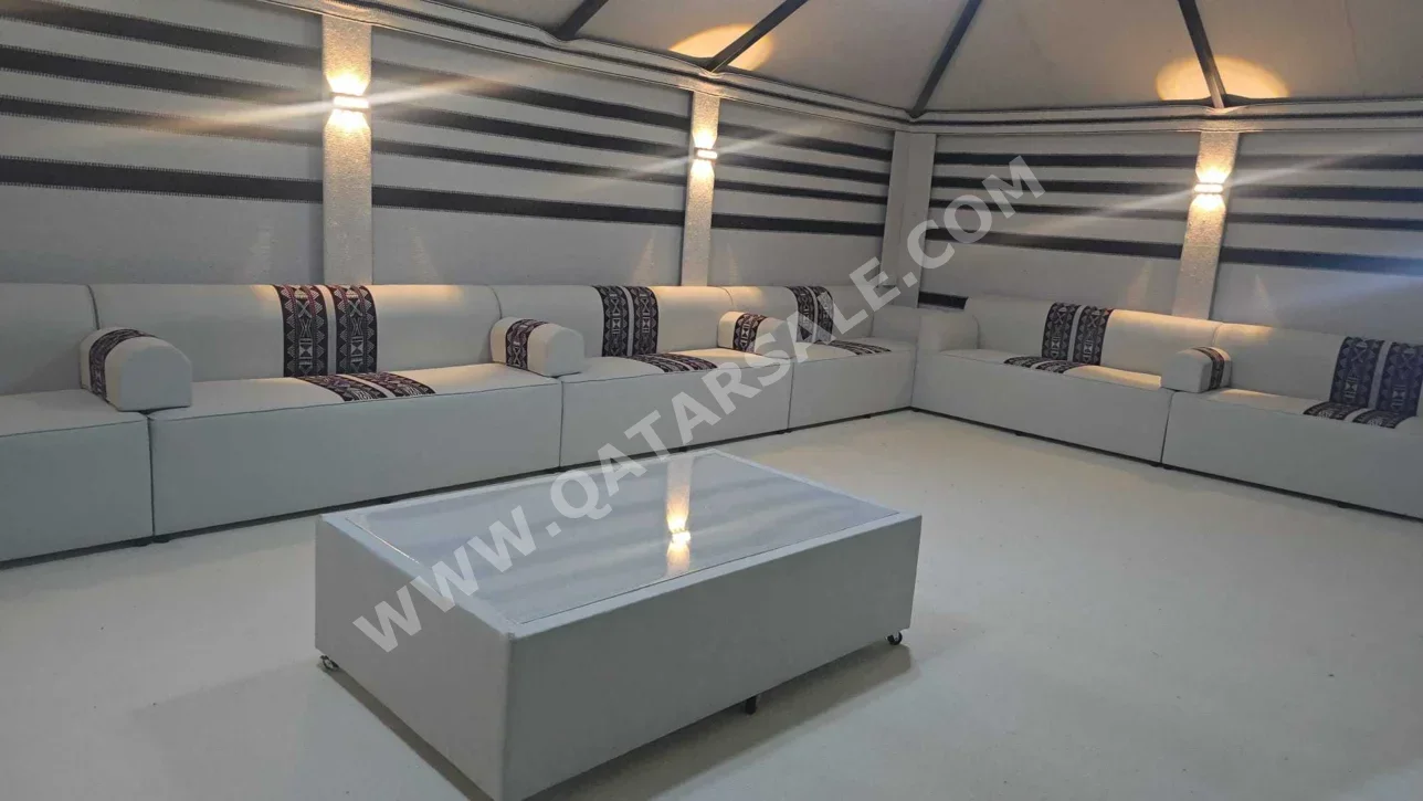 Sofas, Couches & Chairs Sofa Set