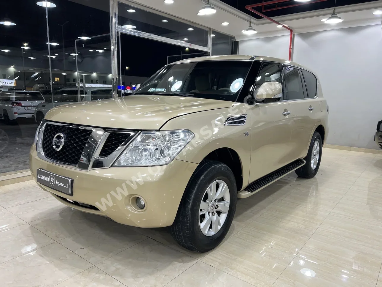 Nissan Patrol SE 2012 Automatic 200,000 Km 8 Cylinder Four Wheel Drive (4WD) SUV Gold
