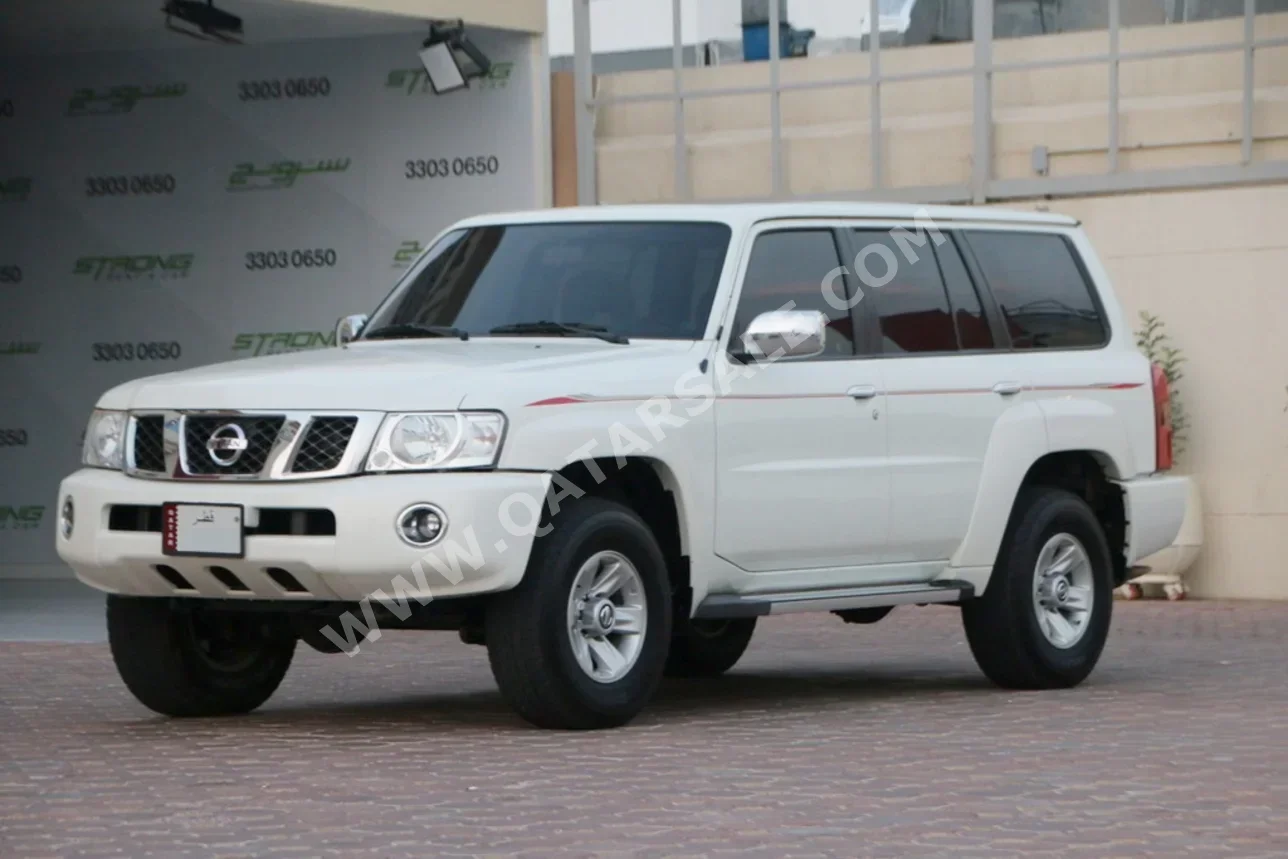 نيسان  باترول  سفاري  2023  اوتوماتيك  62,000 كم  6 سلندر  دفع رباعي  اس يو في  أبيض