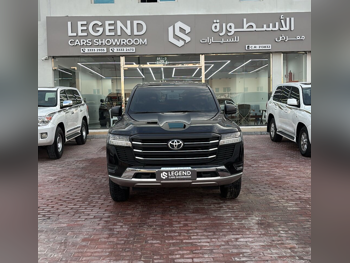 Toyota  Land Cruiser  GX  2024  Automatic  46,000 Km  6 Cylinder  Four Wheel Drive (4WD)  SUV  Black  With Warranty