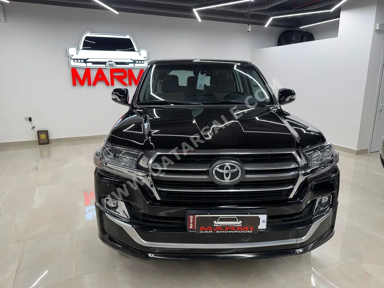Toyota  Land Cruiser  GXR- Grand Touring  2020  Automatic  270,000 Km  6 Cylinder  Four Wheel Drive (4WD)  SUV  Black
