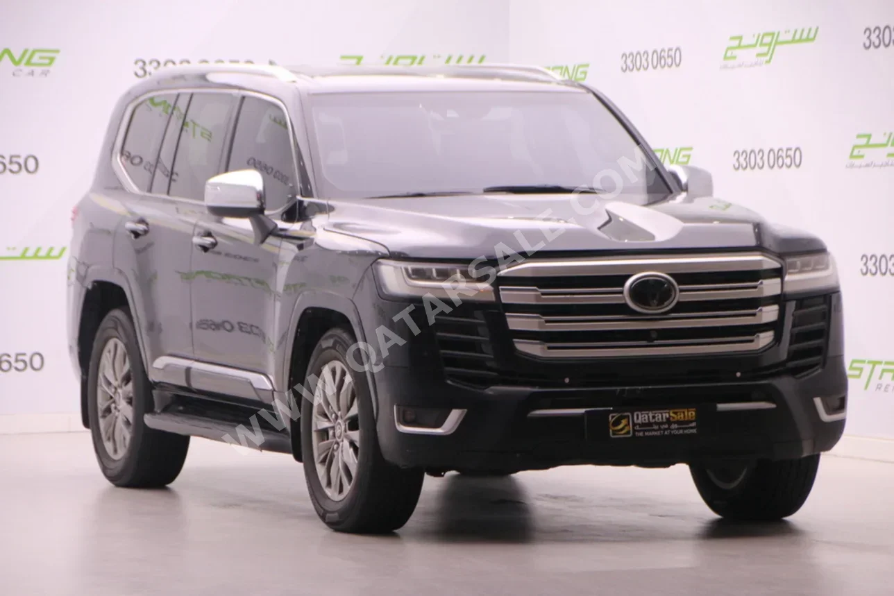 تويوتا  لاند كروزر  في اكس ار توين توربو  2024  اوتوماتيك  119,000 كم  6 سلندر  دفع رباعي  اس يو في  أسود  تحت الضمان