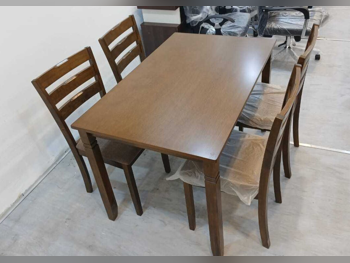 طاولة طعام مع كراسي  - لايف ستايل  - بنى  - ماليزيا  - 4 مقاعد