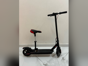 سكوترات سكوتر كهربائي  - أسود