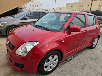 سوزوكي  سويفت  2009  اوتوماتيك  240,000 كم  4 سلندر  هاتشباك  أحمر