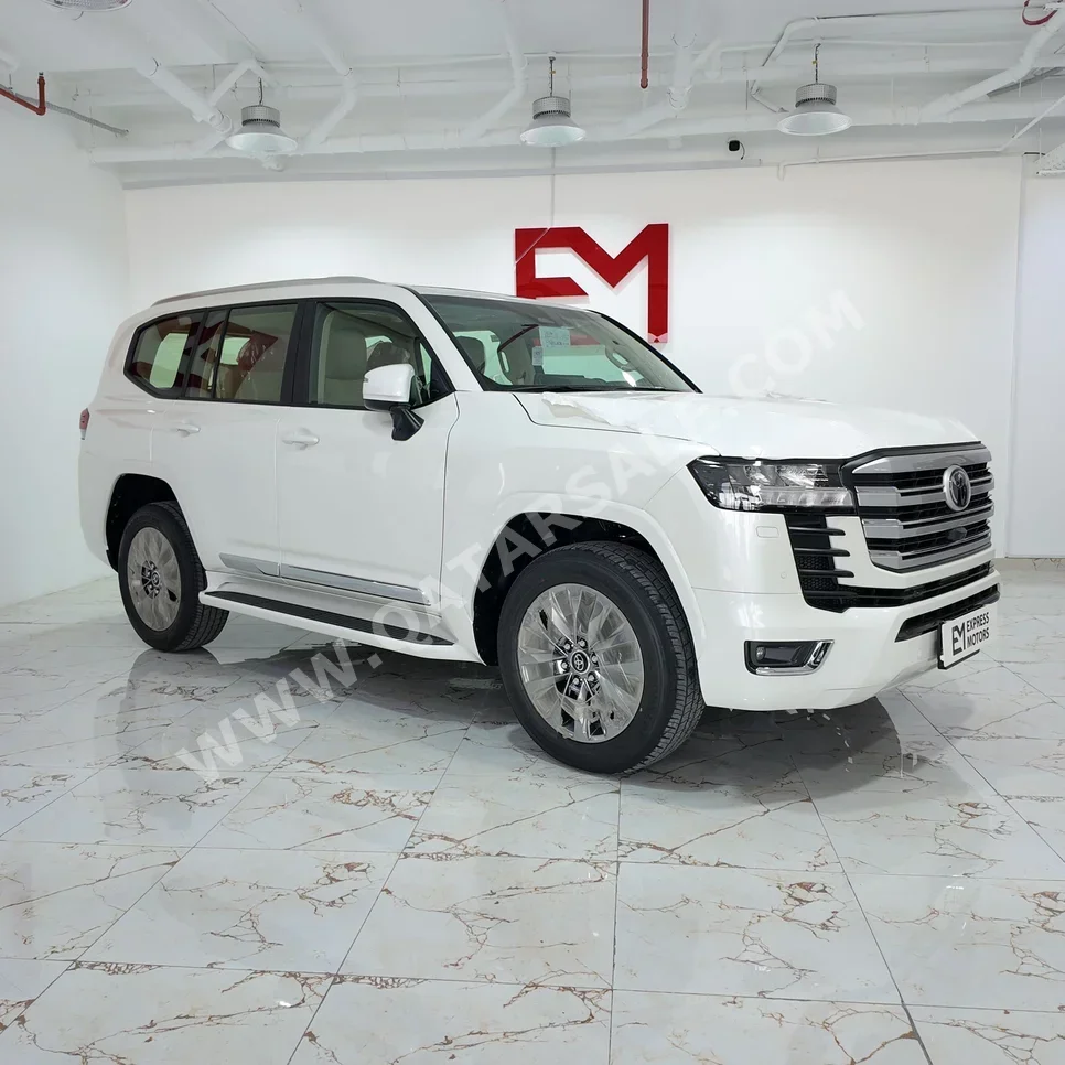 Toyota  Land Cruiser  GXR Twin Turbo  2026  Automatic  0 Km  6 Cylinder  Four Wheel Drive (4WD)  SUV  White  With Warranty